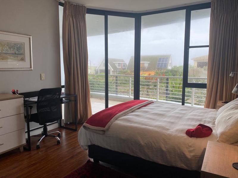 To Let 2 Bedroom Property for Rent in Bloubergstrand Western Cape